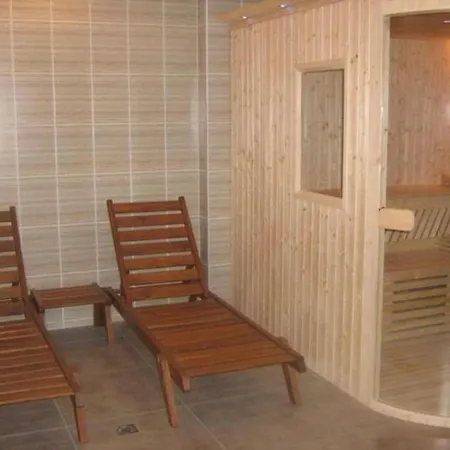 Studio In Polo With Kitchen Wifi Dv Apartment *